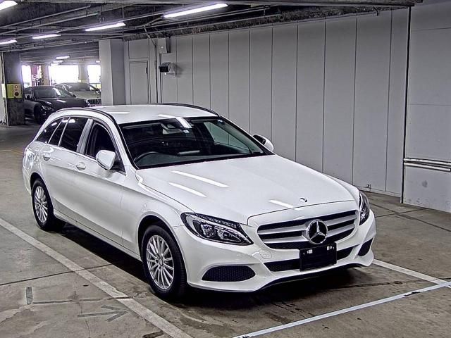 365 Mercedes benz C class wagon 205240C 2016 г. (ZIP Osaka)